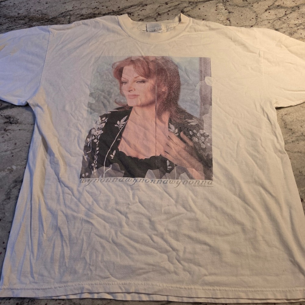 Wenona Judd 2000s concert tshirt unisex xl
